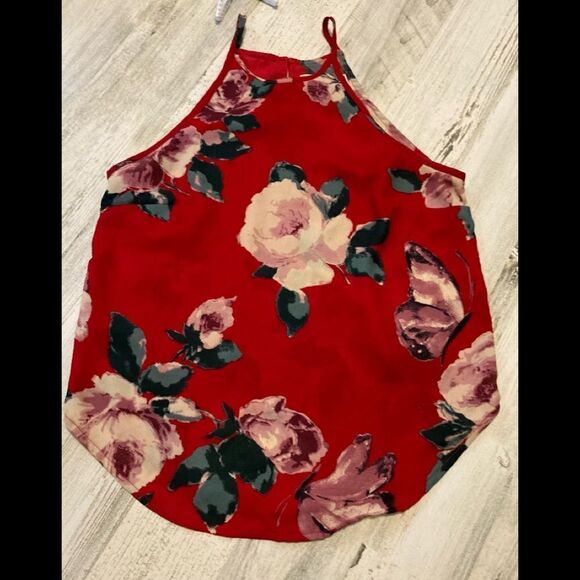 Abercrombie & Fitch Red top Small - Picture 2 of 6